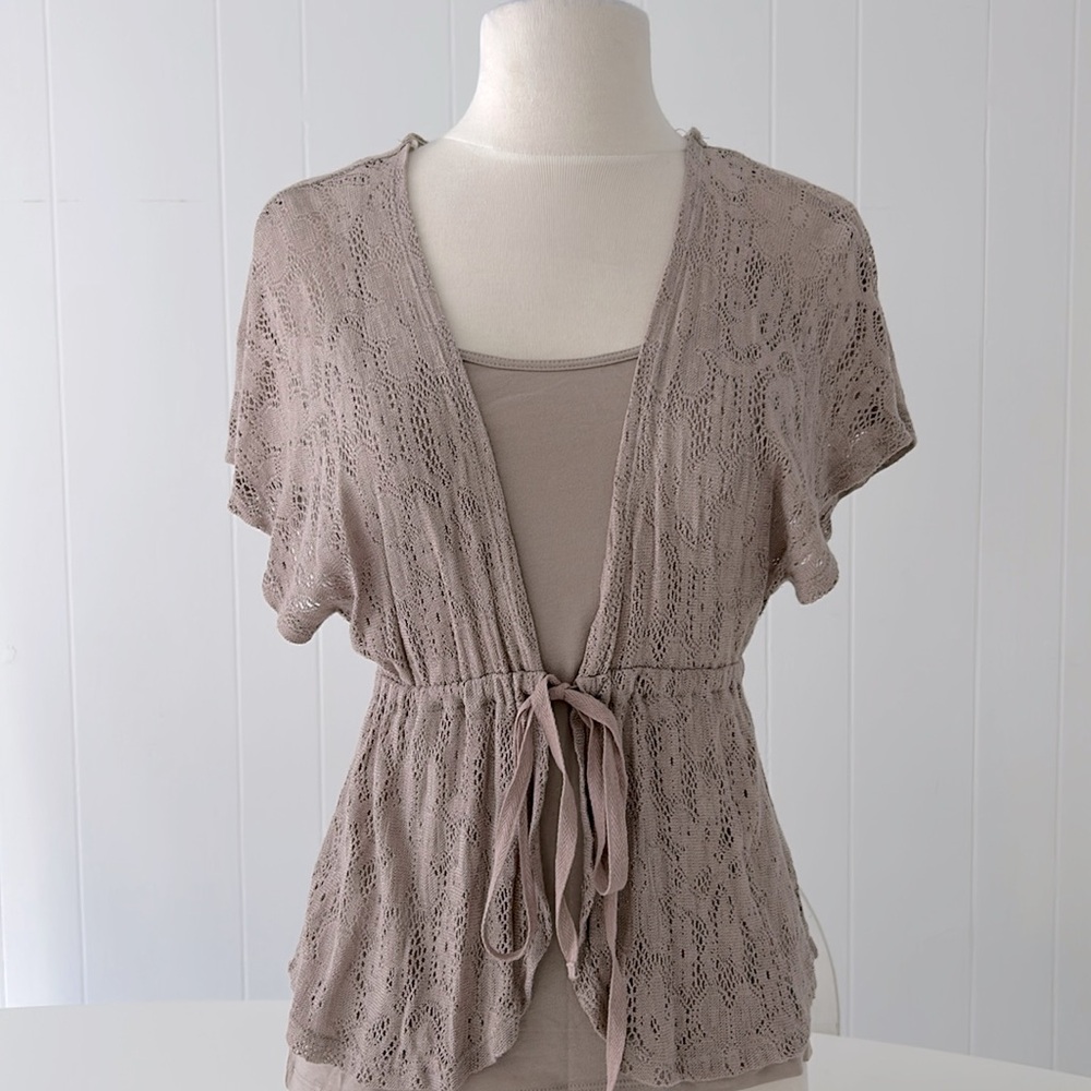 Mono B || Lace Baby Doll Cardigan Short Sleeve in Mauve Size Small